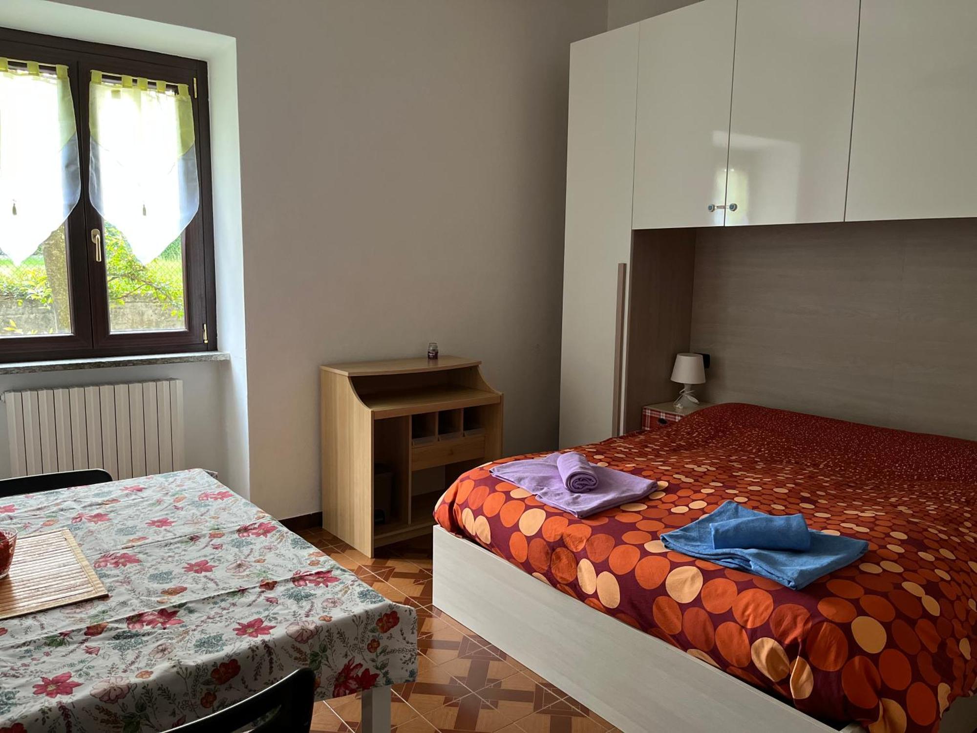 Il Cortile Como Single & Double Room In Apartment No Hotel 외부 사진